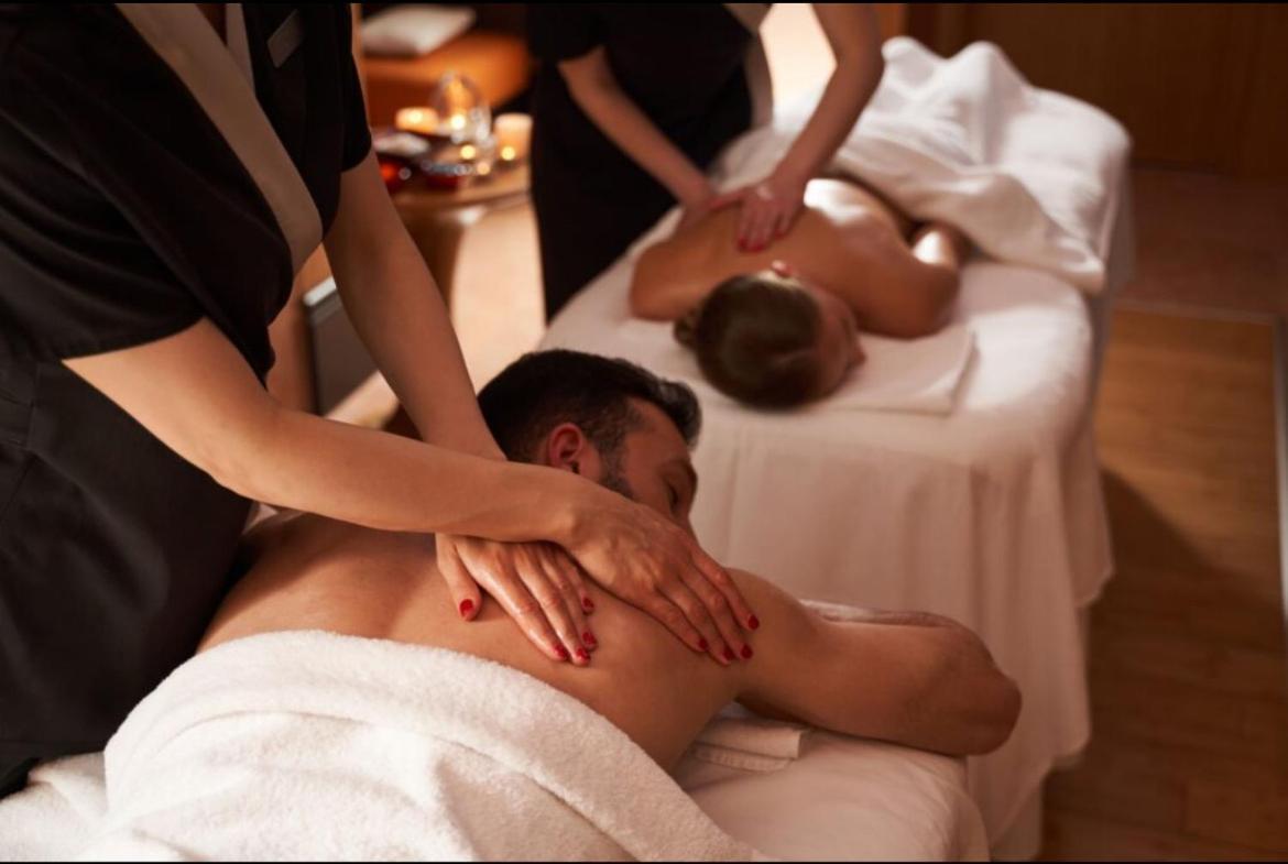 Queen Room Spa Bath