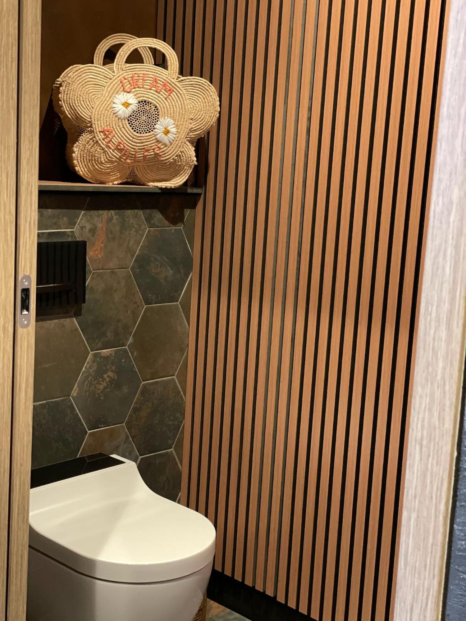 Queen Room Spa Bath